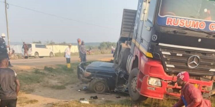 One Police Officer Dead, Three Others injured as Trailer Rams into Police Truck