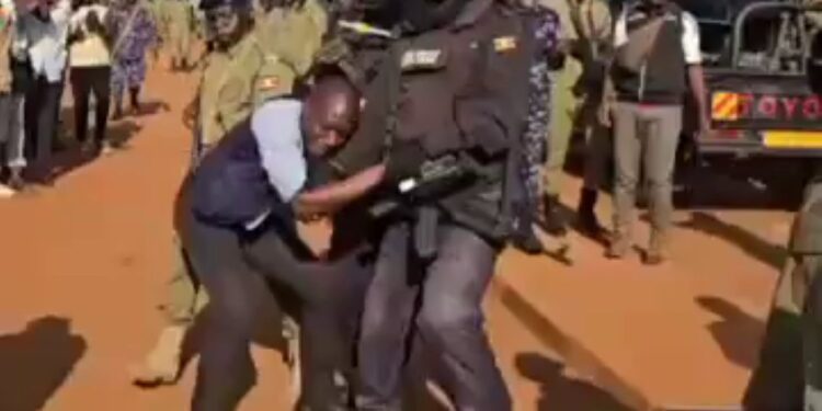 Security Forces Brutalise BBS Tv Journalist