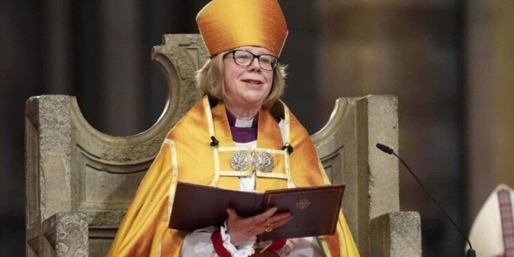 Sarah Mullally Enthroned as First Female Archbishop of Canterbury