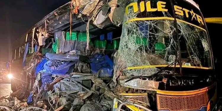 Six Dead, Several Injured as Nile Star Bus Crashes into Lorry along Pakwach – Karuma Highway