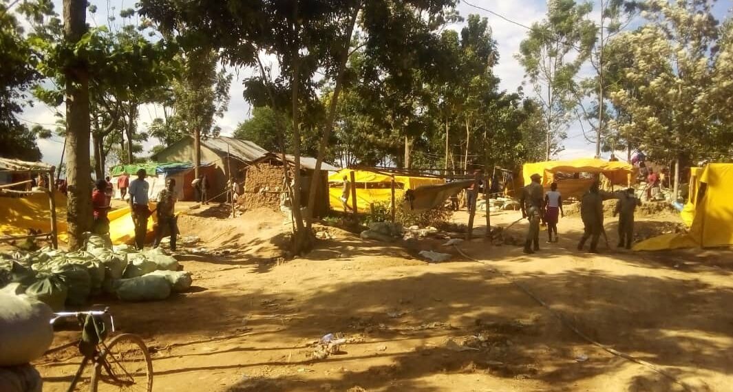 Police Shuts Down Illegal Gold Mine in Namayingo Following Partial Cave in