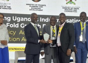 Deputy Speaker Tayebwa Urges Private Sector On Tax Compliance